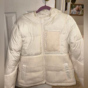 Amazon essentials white puffer coat